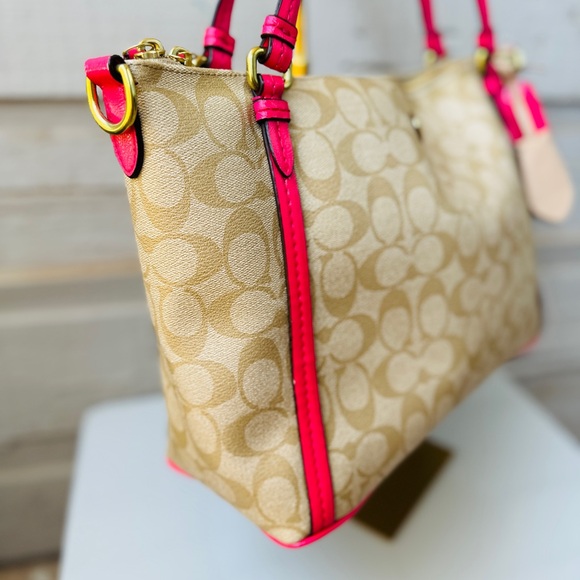 COACH monogram shoulder bag - Picture 3 of 17